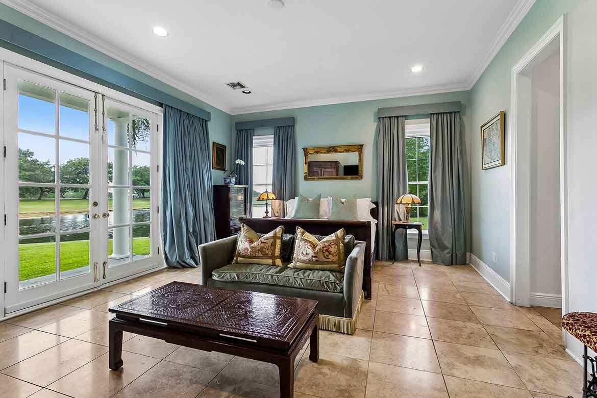 11-15-Muirfield-PlaceLiving-Room Confused about the mortgage process for buyers? Learn how long mortgage approval takes, what lenders look for, and how to avoid delays when buying a home.