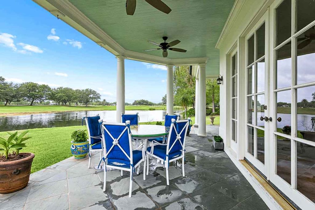 Buying a home? Follow this step-by-step mortgage process for buyers guide to understand pre-approval, underwriting, appraisals, and closing so you can navigate your home purchase with confidence.