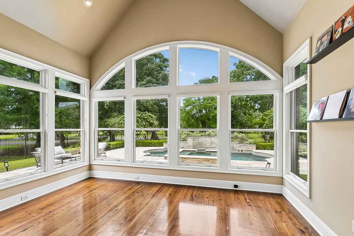 Learn why listing a home for sale in spring is considered the best strategy for maximizing exposure, attracting buyers, and increasing home sale value.